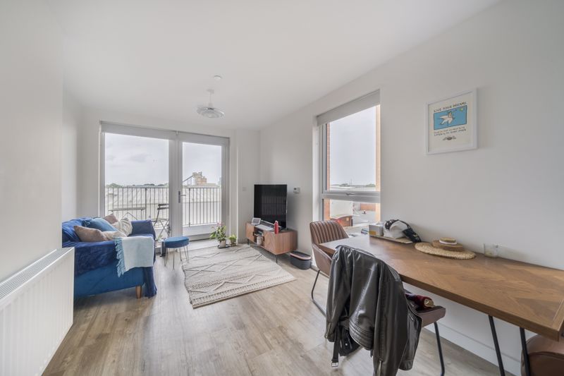 Living room- click for photo gallery